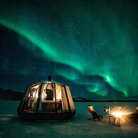 Snowlounge Aurorahut Glass Igloos & Ice 3* Onkamo (Lapland)