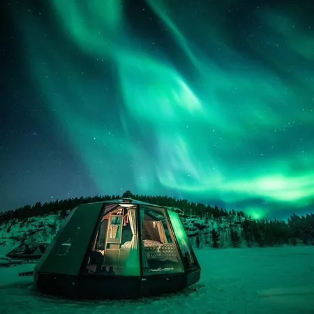 Otel Snowlounge Aurorahut Glass Igloos & Ice Onkamo (Lapland)