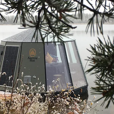 Snowlounge Aurorahut Glass Igloos & Ice Onkamo (Lapland)