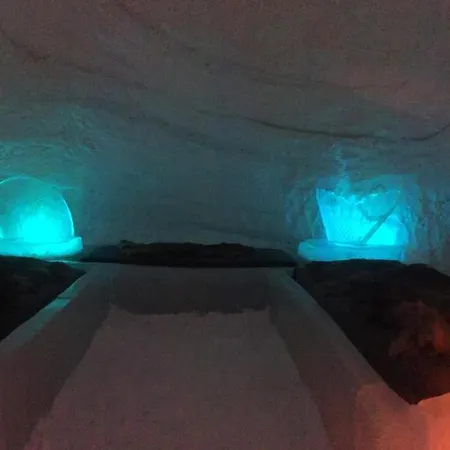 Snowlounge Aurorahut Glass Igloos & Ice Hotelli 3*